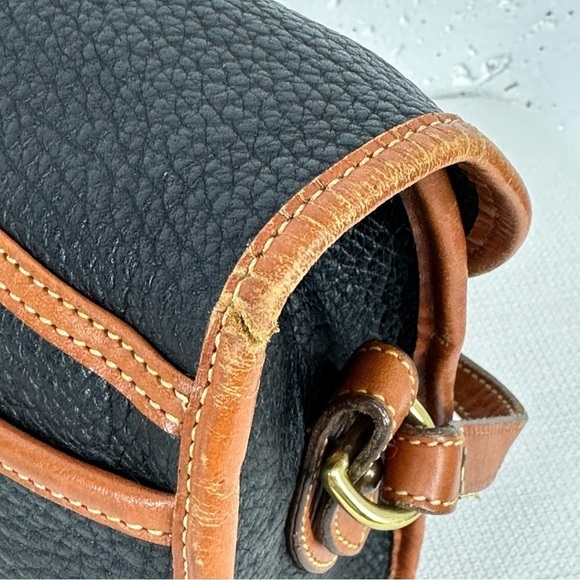 Vintage Dooney & Bourke Black & Brown Square Duck Crossbody Bag Purse - Picture 9 of 16